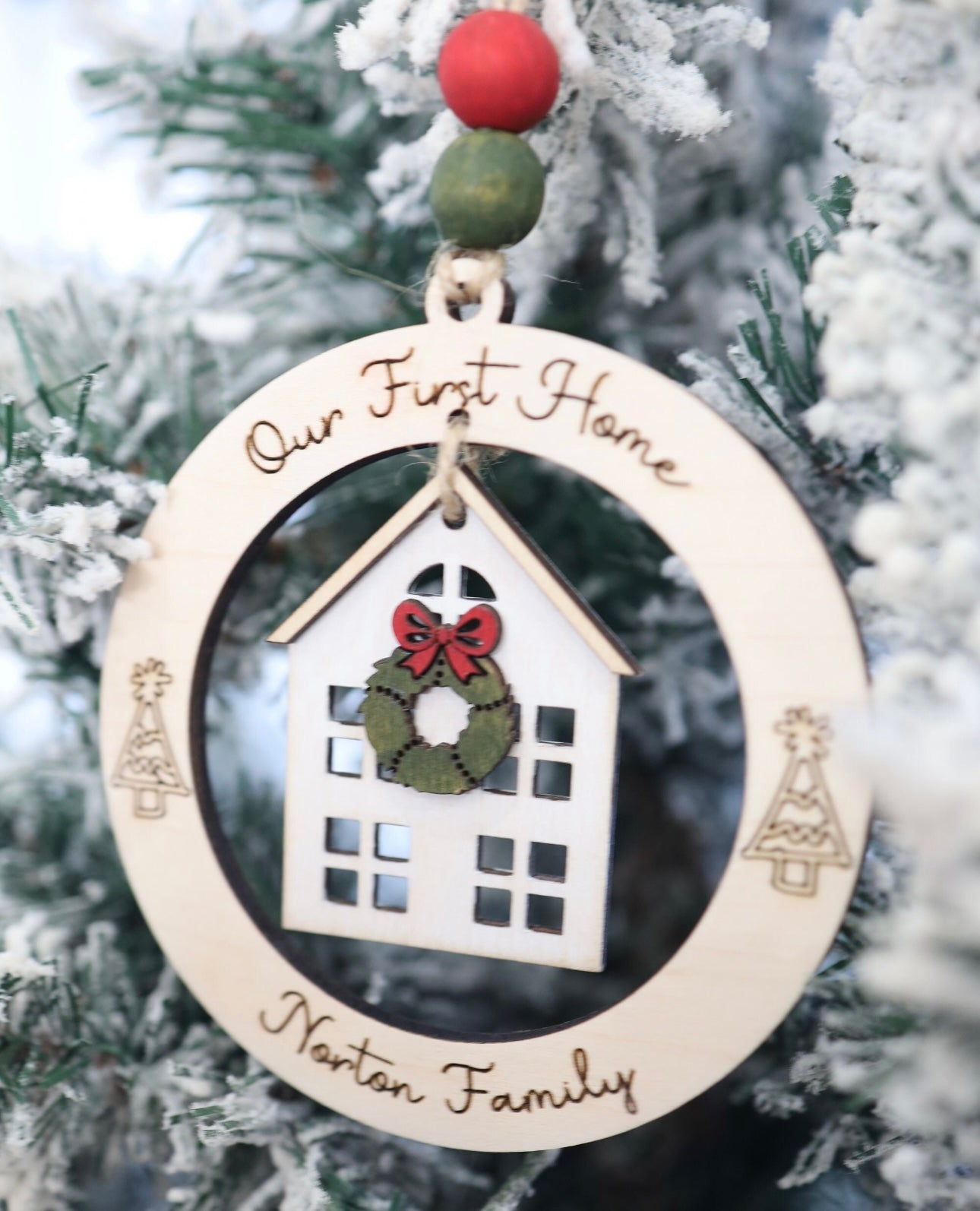 Home Ornament with Circle Outlay